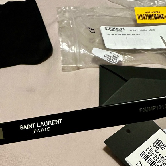Original Saint Laurent sunnies. $580 - Picture 3 of 3